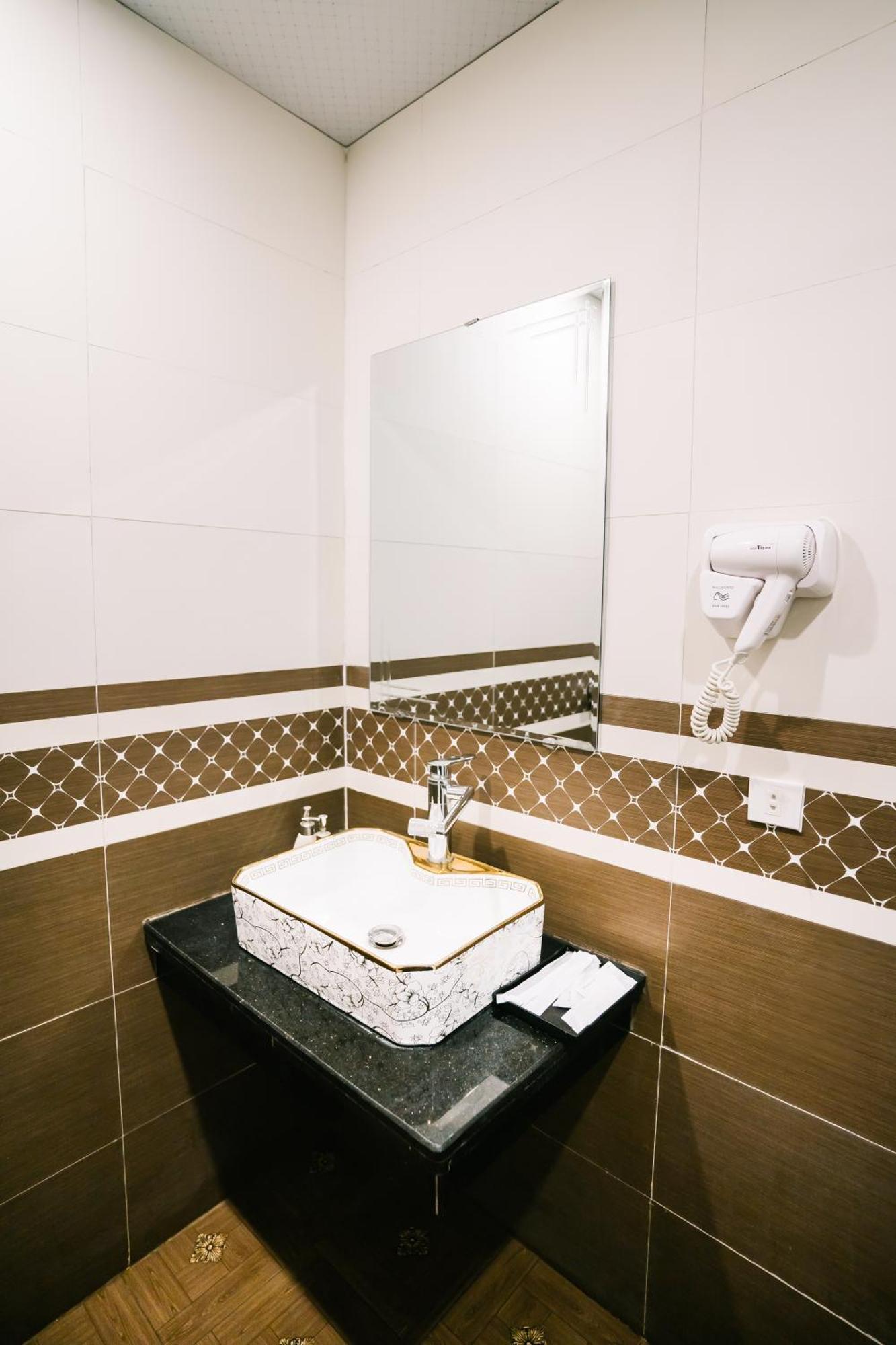 Tamcoc Catalina Hotel Νιν Μπιν Εξωτερικό φωτογραφία